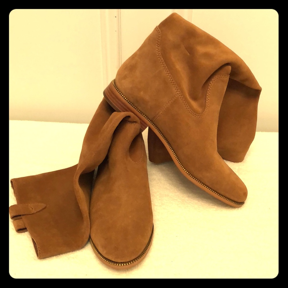 Michael Kors Camel Boots!!